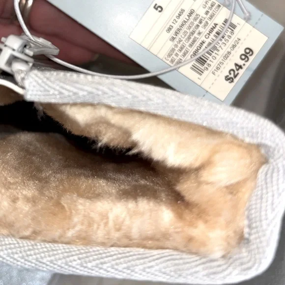 CAT & JACK Silver Glitter Bling Fur Lined Girls Boots NWTs -DIFFERENT SIZES - Picture 12 of 13